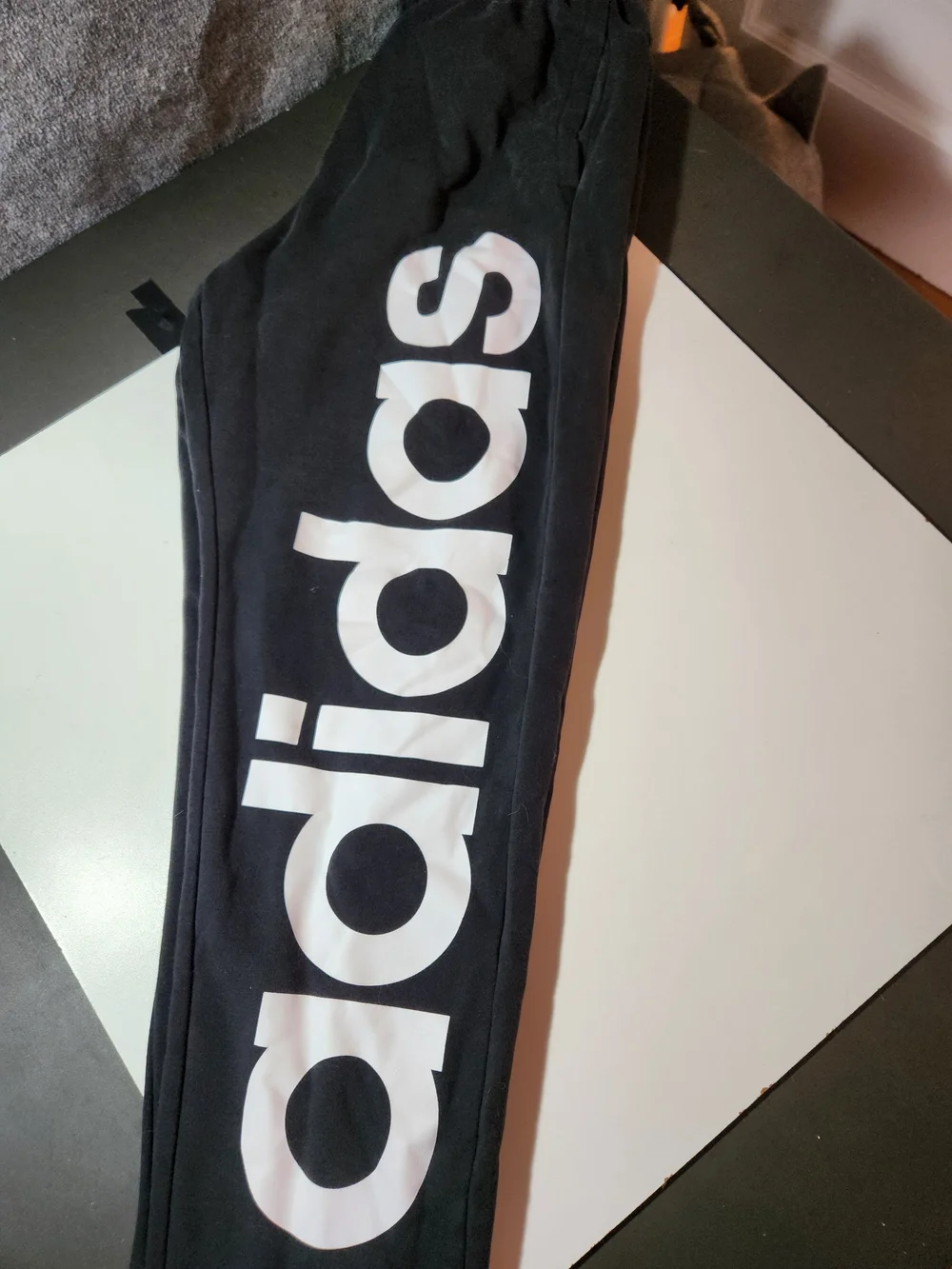 Adidas Sweatpants Size Medium